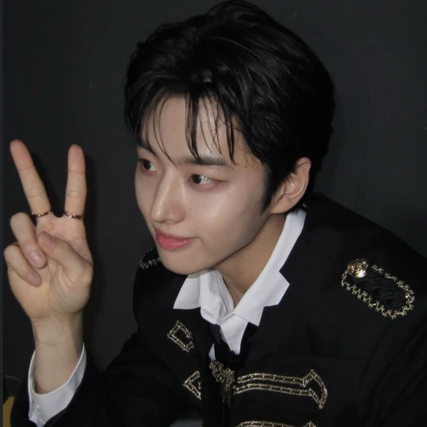 Top Photo Full of Hongseok (PENTAGON) Love