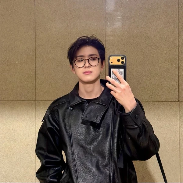 Today's Most Loved Yonghee (CIX)