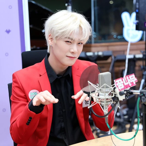 Top Photo Full of Moonbin (ASTRO) Love