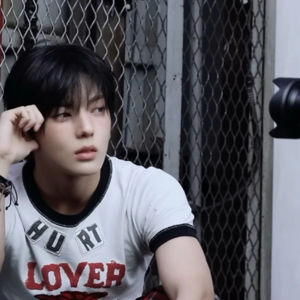 Fans' Pick: Best Moment of Leejeong (WHIB)