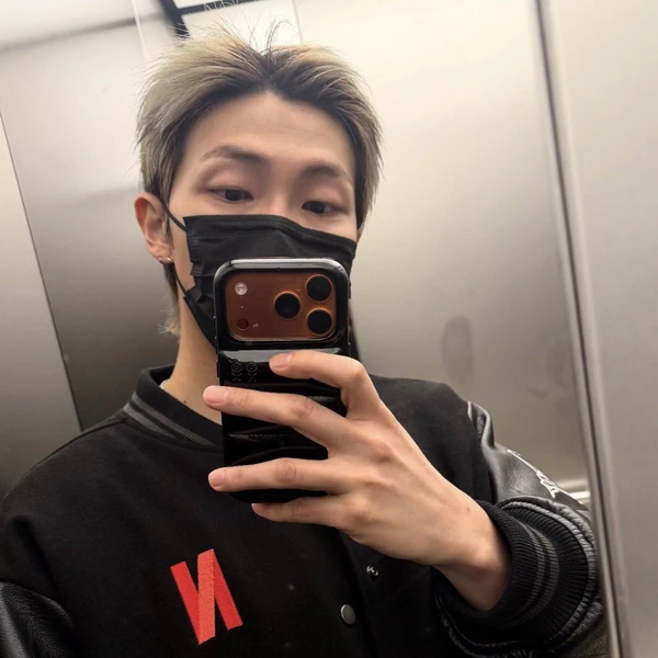 今天最受喜爱的RM (防弹少年团)