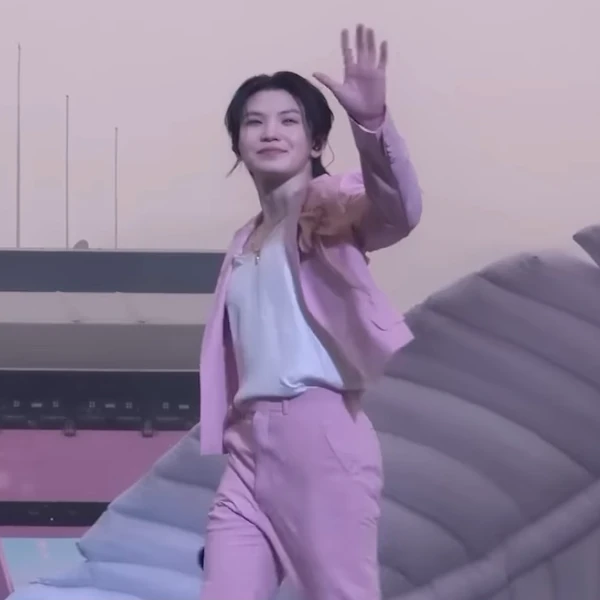 Top Photo Full of Woozi (SEVENTEEN) Love