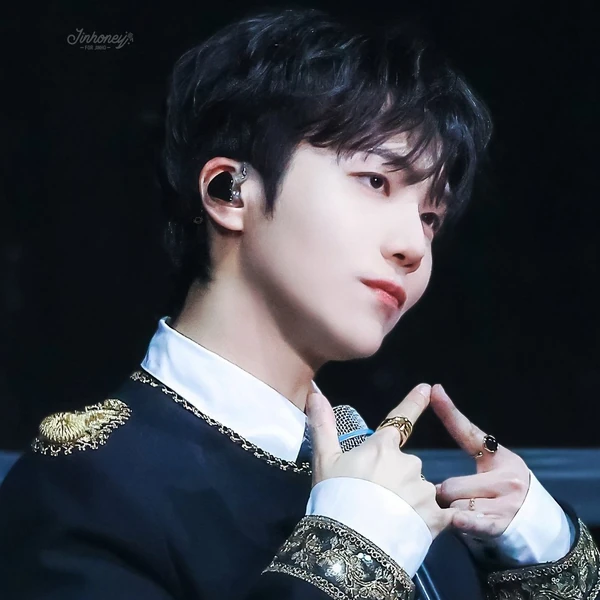 Fans' Pick: Best Moment of Jinho (PENTAGON)