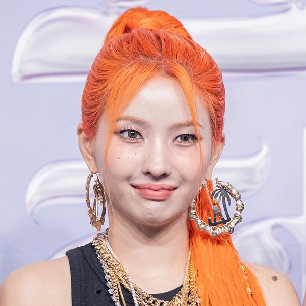 Today's Most Loved Soyeon (i-dle)