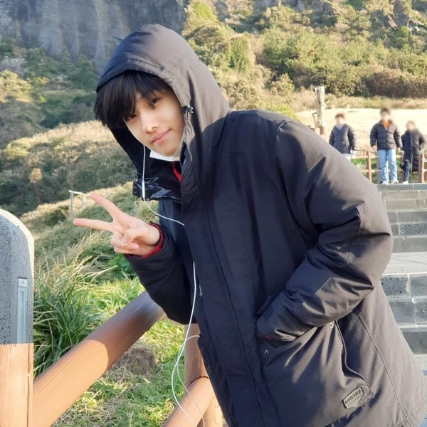 Today's Most Loved Jisung (NCT DREAM)