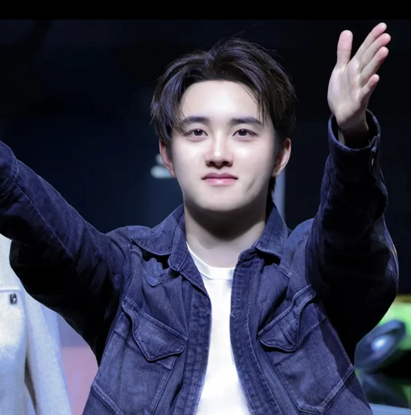 Today's Most Loved D.O. (EXO)
