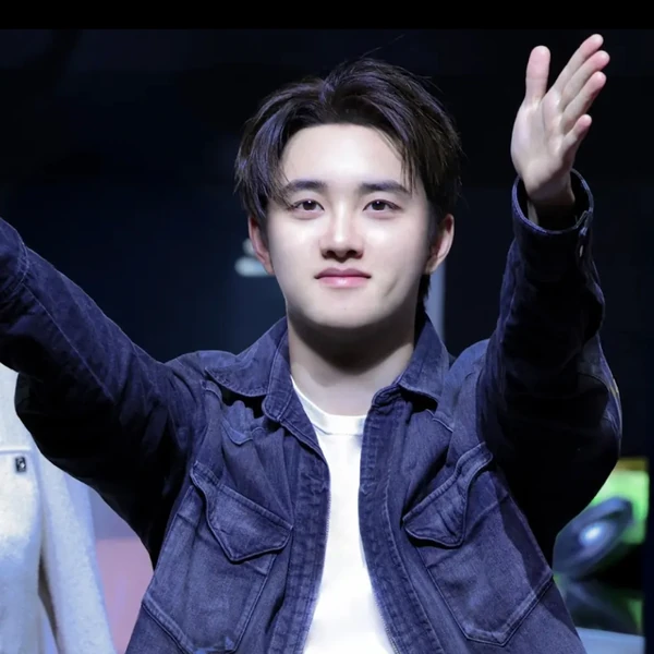 Top Photo Full of D.O. (EXO) Love