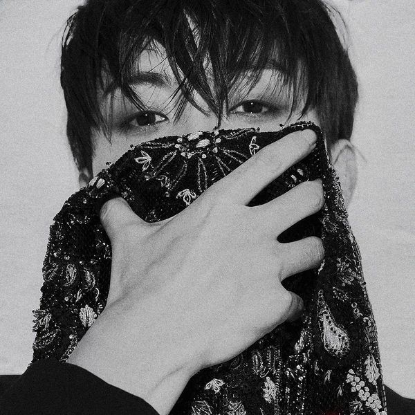 ウン・ジウォン (SECHSKIES)への愛が詰まった人気写真