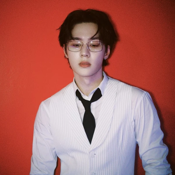 Today's Most Loved KUN (WayV)