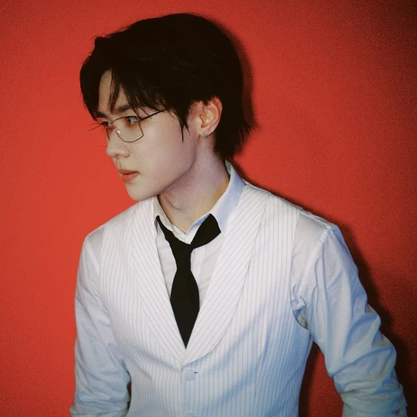 Top Photo Full of KUN (WayV) Love