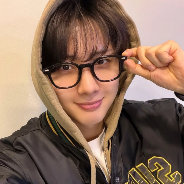 Today's Most Loved Hui (PENTAGON)