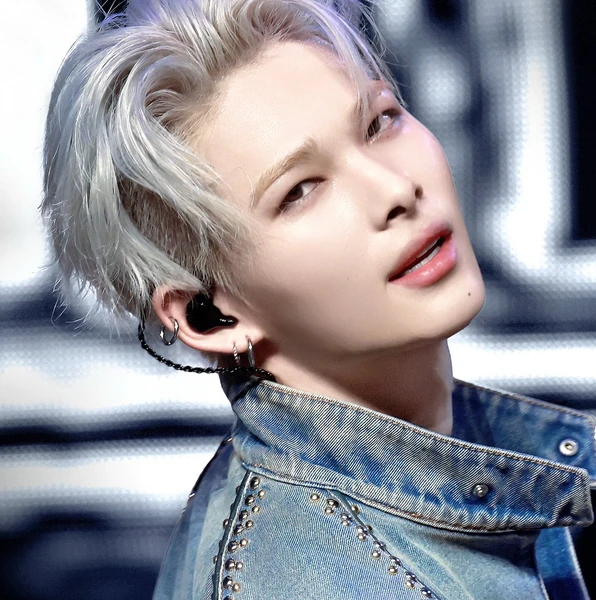 Foto profil NI-KI (ENHYPEN) terpopuler hasil voting