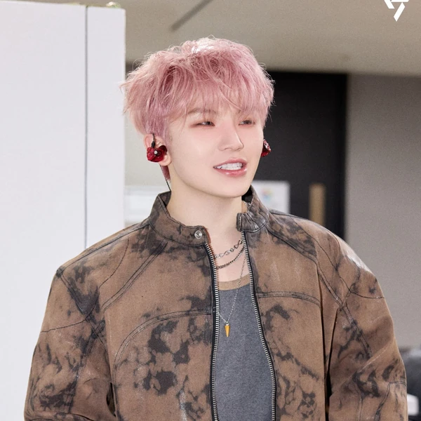 Penampilan SEVENTEEN yang Paling Dicintai Hari Ini