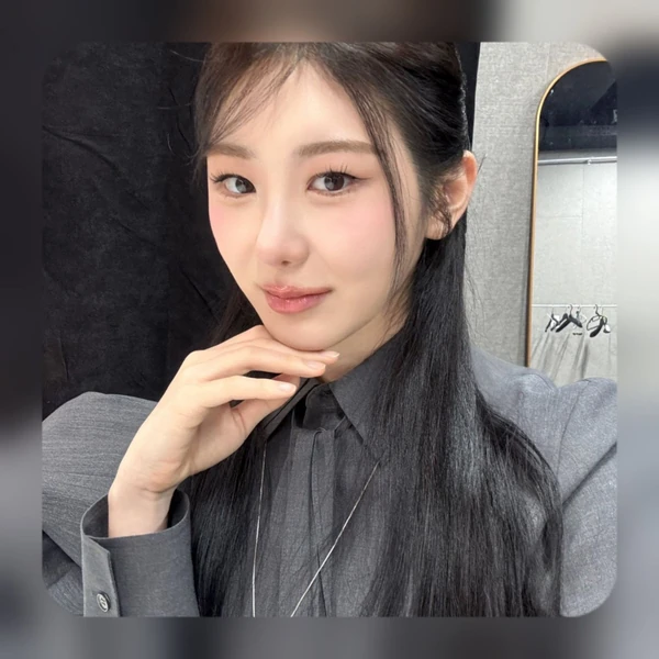 이채연 팬심 가득한 인기 사진