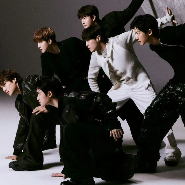 今天最受喜爱的EXO