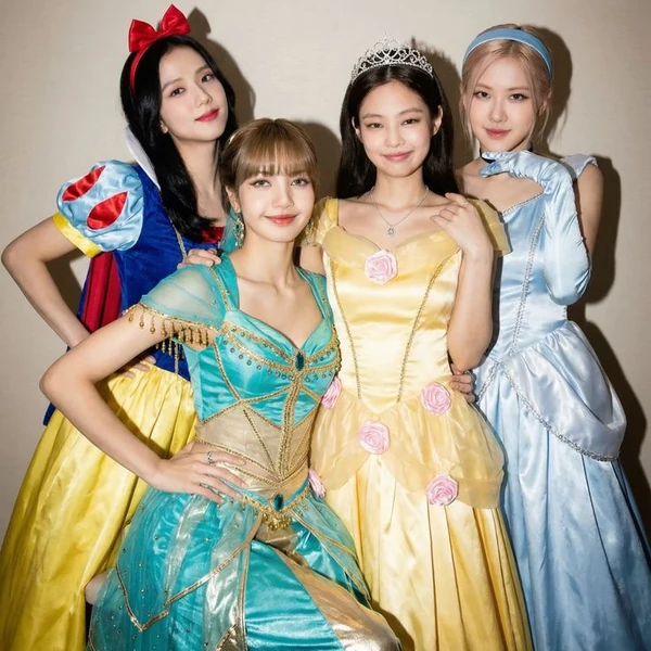 Today's Most Loved BLACKPINK