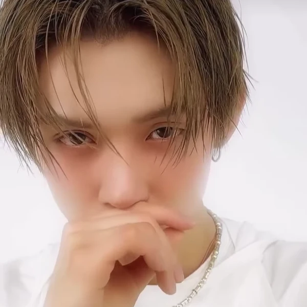 투모로우바이투게더 팬심 가득한 인기 사진