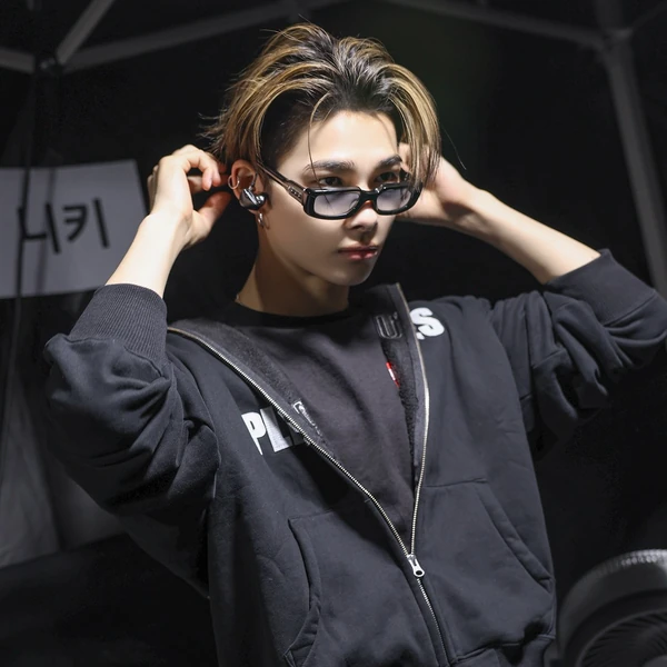 充滿粉絲愛意的NI-KI (ENHYPEN)人氣照片