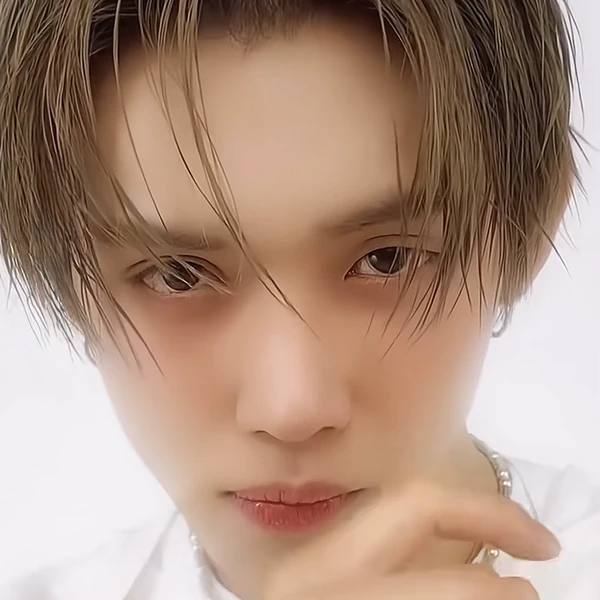 Foto Populer Penuh Cinta untuk Yeonjun (TOMORROW X TOGETHER)