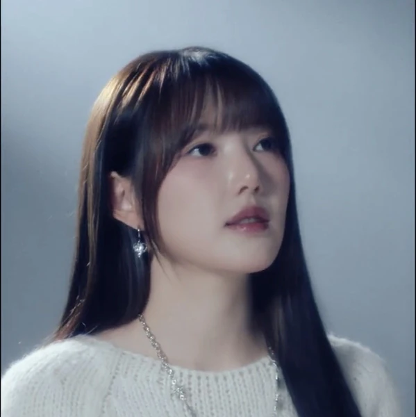 Penampilan Yerin (GFRIEND) yang Paling Dicintai Hari Ini