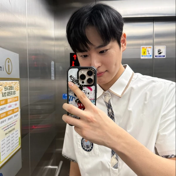 Today's Most Loved Choi Byungchan