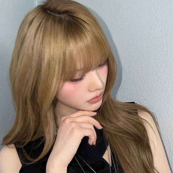 Today's Most Loved Serina (MADEIN)