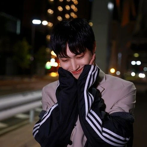 Top Photo Full of JAY B (GOT7) Love