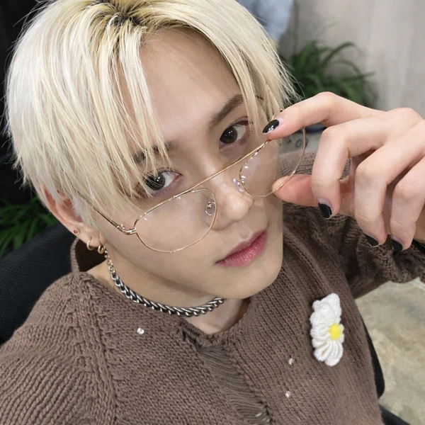 Top Photo Full of Mashiho Love