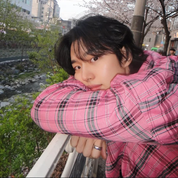 充满粉丝爱意的洪硕 (PENTAGON)人气照片