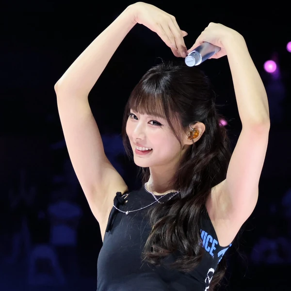 오늘 가장 사랑받은 쯔위 (TWICE)의 모습