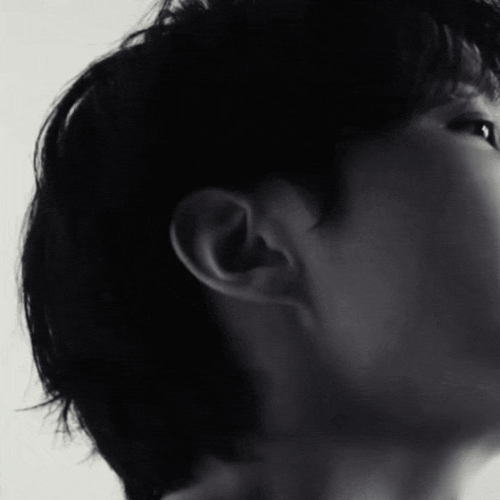 Momen bersinar j-hope (BTS) yang dibuat oleh fandom