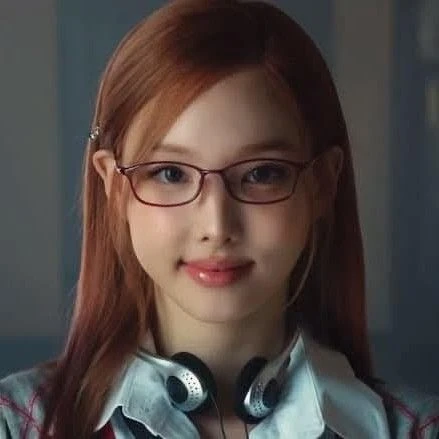 Fans' Pick: Best Moment of Nayeon (TWICE)