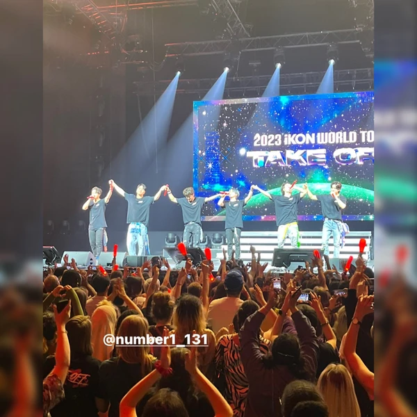 Foto Populer Penuh Cinta untuk iKON