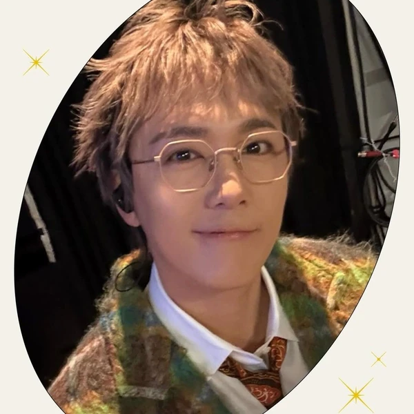 Signature photo of FTIsland capturing their charm