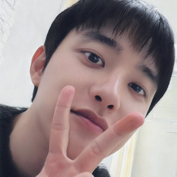 Top Photo Full of D.O. (EXO) Love