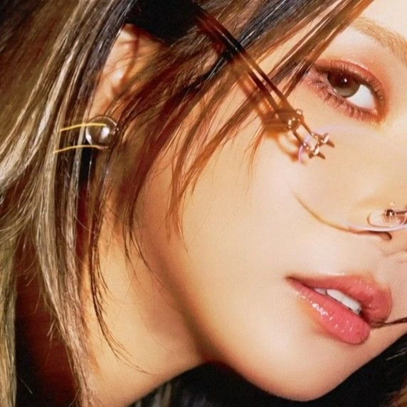 充满粉丝爱意的颂乐 (MAMAMOO)人气照片