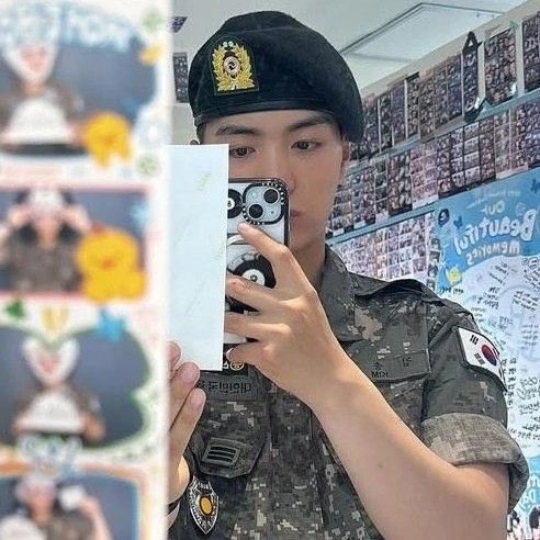 Penampilan Kim Jonghyeon yang Paling Dicintai Hari Ini