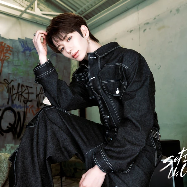 Today's Most Loved Sungjun (TUNEXX)