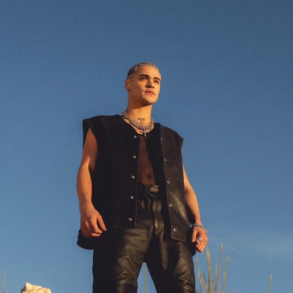 Today's Most Loved Drew (SANTOS BRAVOS)