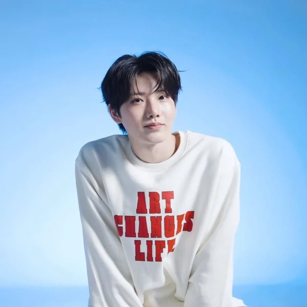 充滿粉絲愛意的俊奎 (TREASURE)人氣照片