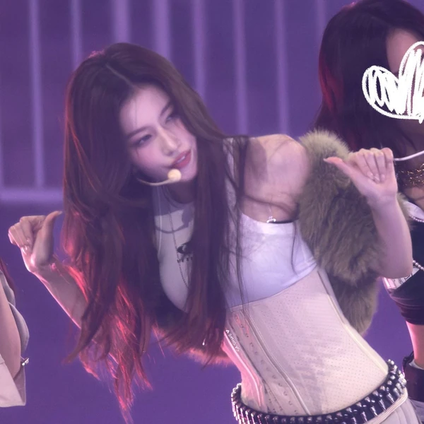 粉絲票選的Sana (TWICE)最佳瞬間