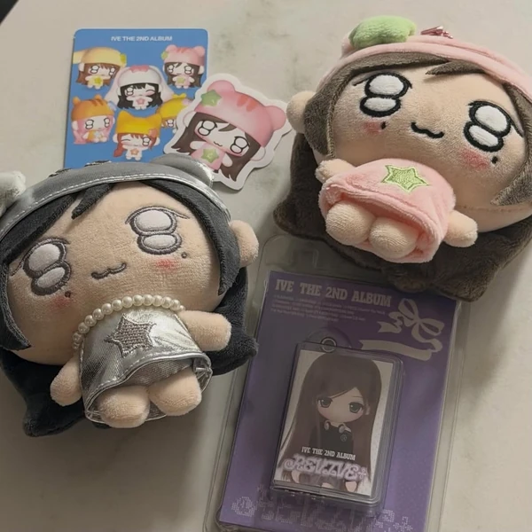 充满粉丝爱意的IVE人气照片