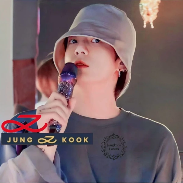 Foto Populer Penuh Cinta untuk Jungkook (BTS)