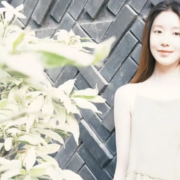 Today's Most Loved Shuhua (i-dle)