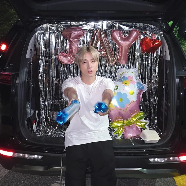 Top Photo Full of JAY (iKON) Love