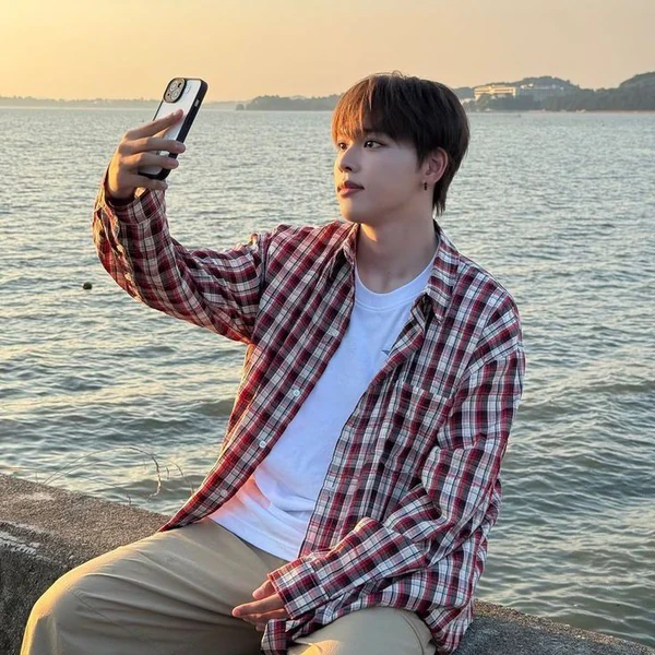 Top Photo Full of Amaru (KickFlip) Love