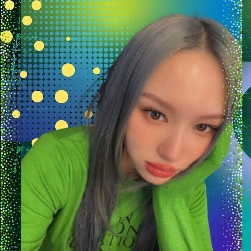 Today's Most Loved Siyeon (DREAMCATCHER)