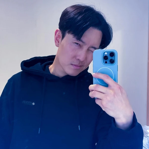 Top Photo Full of Kim Dongwan (SHINHWA) Love