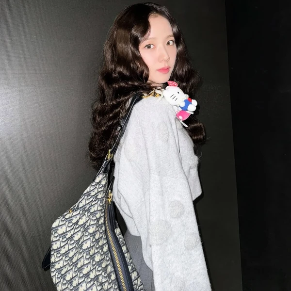 Foto Populer Penuh Cinta untuk Jisoo (BLACKPINK)