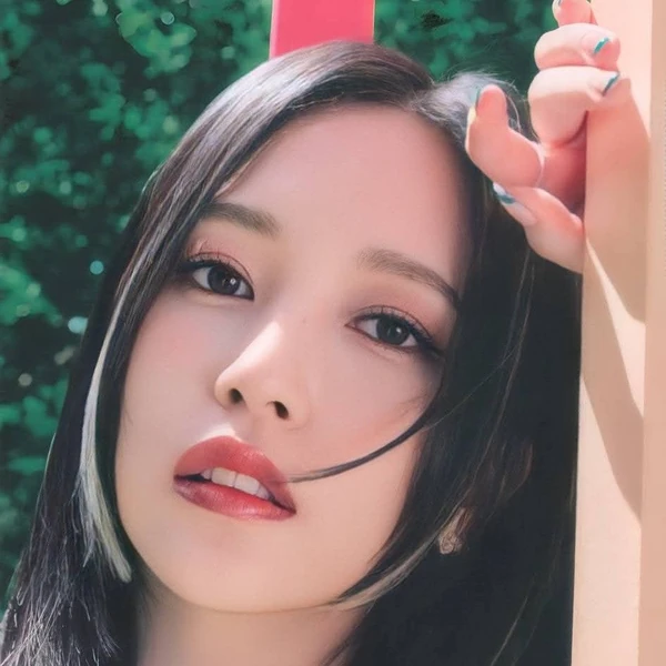 今天最受喜爱的Mina (TWICE)